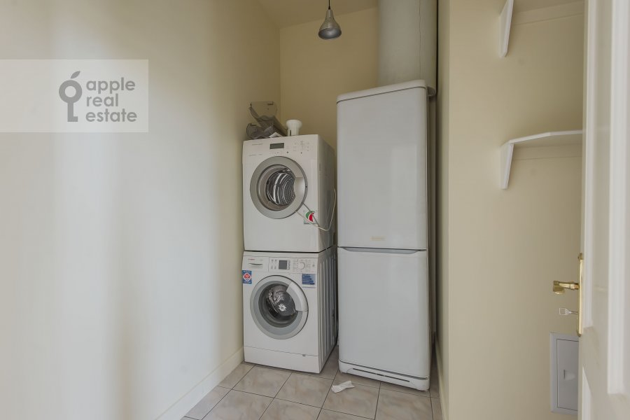 Москва, Серафимовича, 2