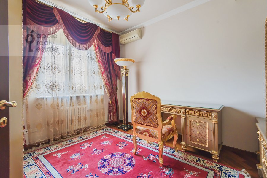 Москва, Тараса Шевченко наб., 5