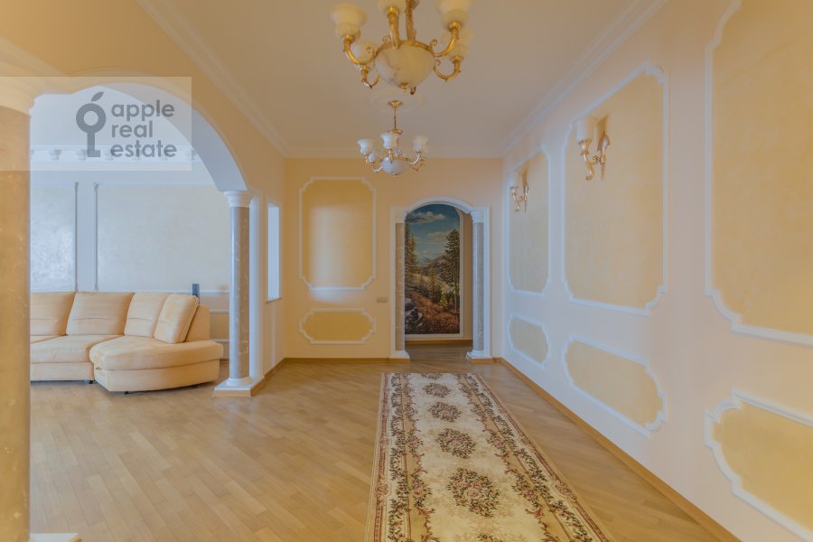 Москва, Архитектора Власова ул., 18